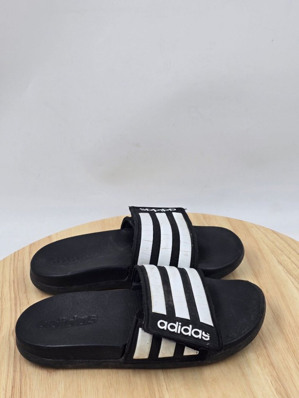 Adidas Adilette Comfort slides kids sz 12k